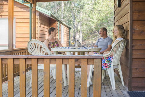 The Palms At Avoca - Australian Directory 19