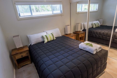 The Palms At Avoca - Australian Directory 30