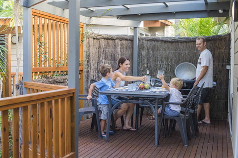 The Palms At Avoca - Australian Directory 27