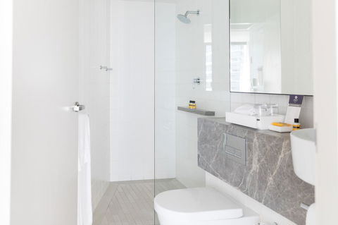 Hyatt Regency Sydney - Australian Directory 12