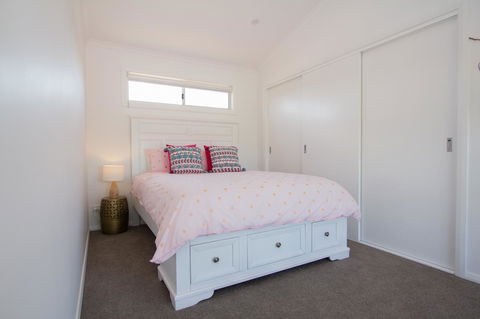 Stay In Mudgee The Grove, The Church, And Premium Private Homestead - Australian Directory 5