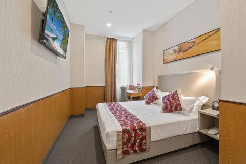 YEHS Hotel Sydney QVB - Australian Directory 37
