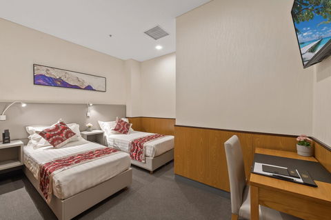 YEHS Hotel Sydney QVB - Australian Directory 34