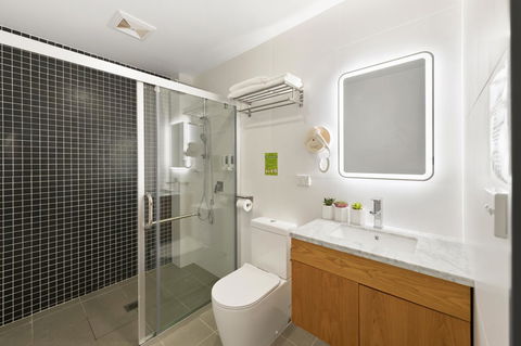 YEHS Hotel Sydney QVB - Australian Directory 24