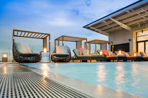 The William Inglis Mgallery - Australian Directory 5