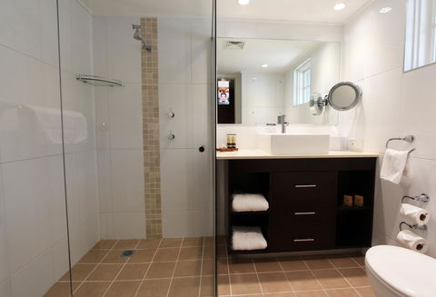 Crowne Plaza Hawkesbury Valley, An IHG Hotel - Australian Directory 23