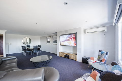 Crowne Plaza Hawkesbury Valley, An IHG Hotel - Australian Directory 17