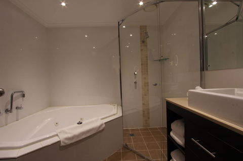Crowne Plaza Hawkesbury Valley, An IHG Hotel - Australian Directory 10