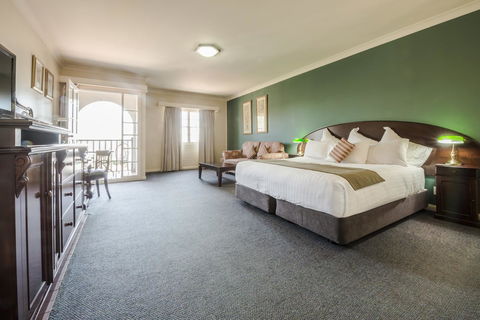 Crowne Plaza Hawkesbury Valley, An IHG Hotel - Australian Directory 22