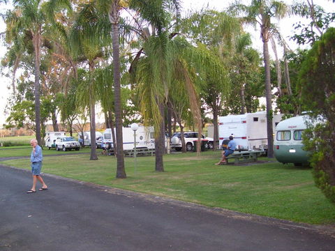 Glenwood Tourist Park & Motel - Australian Directory 8