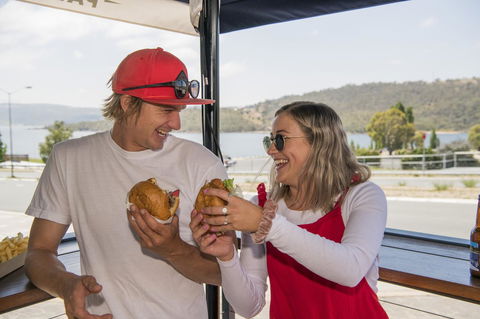 Banjo Paterson Inn - Australian Directory 41