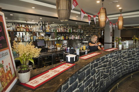 Banjo Paterson Inn - Australian Directory 43