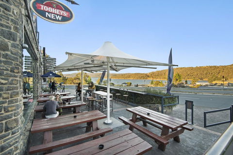 Banjo Paterson Inn - Australian Directory 7