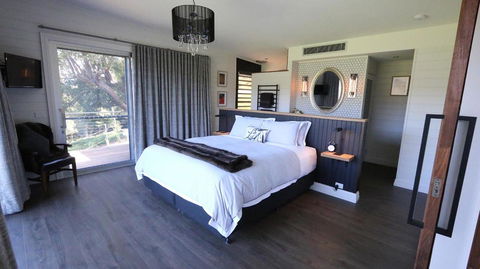 Amaroo Valley Springs - Australian Directory 31