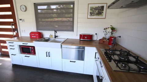 Amaroo Valley Springs - Australian Directory 26