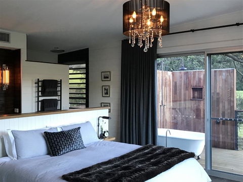 Amaroo Valley Springs - Australian Directory 9