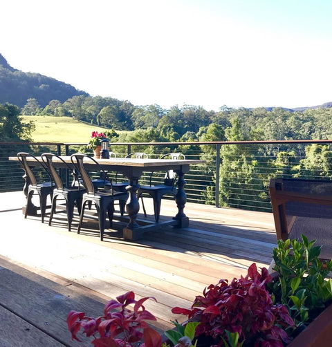 Amaroo Valley Springs - Australian Directory 8