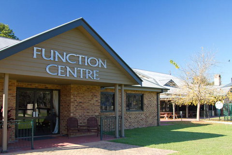 Potters Apartments - Australian Directory 7