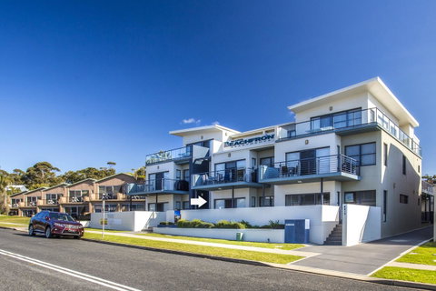 Beachfront 2 - Australian Directory 4