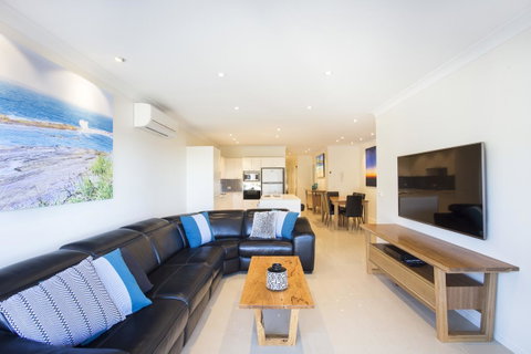 Beachfront 2 - Australian Directory 9