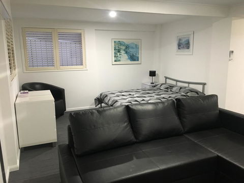 Arena Blanca Studio Apartment - Australian Directory 6