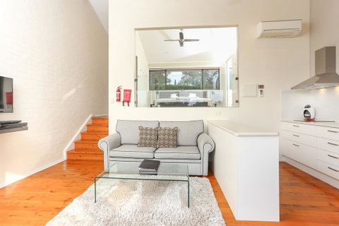 Wine Country Villas - Australian Directory 22