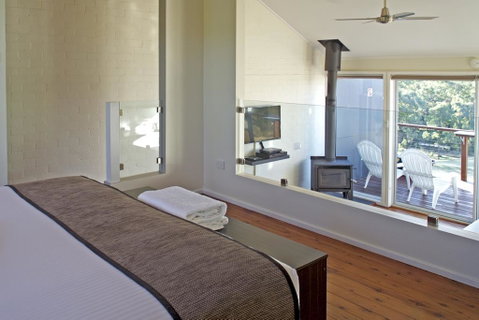 Wine Country Villas - Australian Directory 23