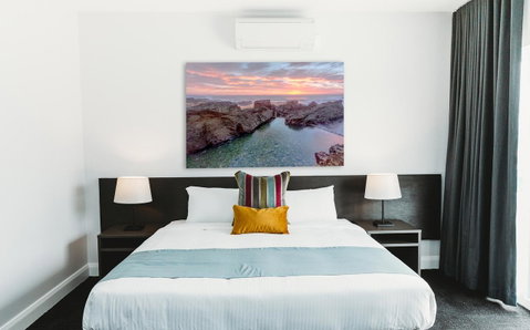 Coniston Hotel Wollongong - Australian Directory 0