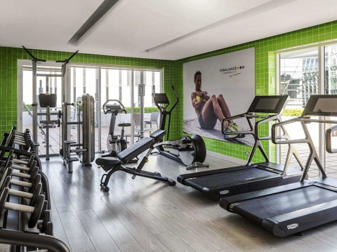 Novotel Sydney Darling Harbour - Australian Directory 44