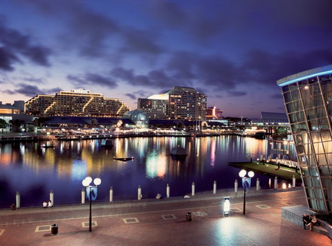 Novotel Sydney Darling Harbour - Australian Directory 38