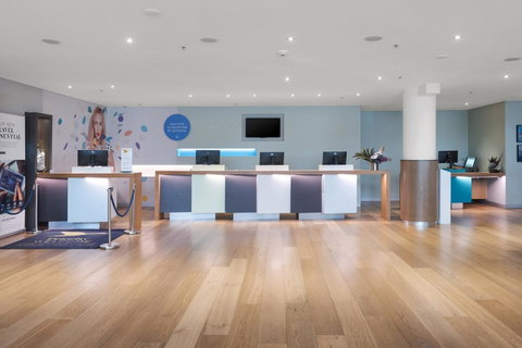 Novotel Sydney Darling Harbour - Australian Directory 10