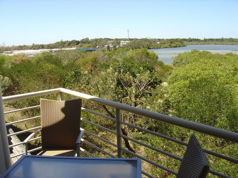 Hastings Cove Holiday Apartments - Australian Directory 17