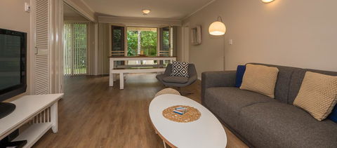 Hastings Cove Holiday Apartments - Australian Directory 7