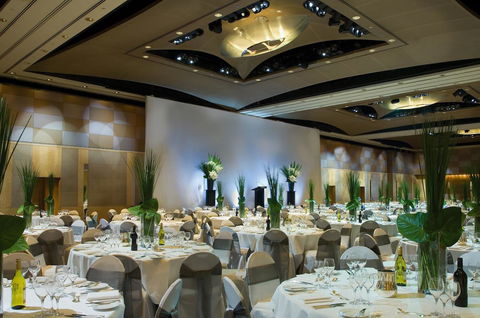 The Fullerton Hotel Sydney - Australian Directory 23