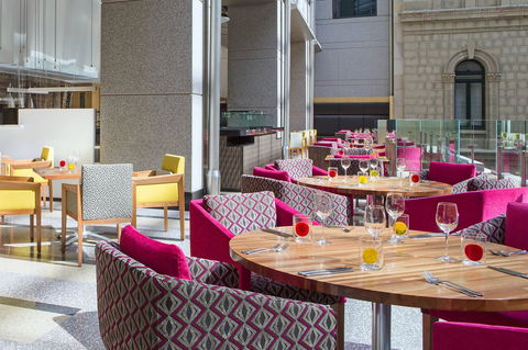 The Fullerton Hotel Sydney - Australian Directory 39