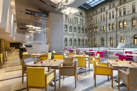 The Fullerton Hotel Sydney - Australian Directory 43