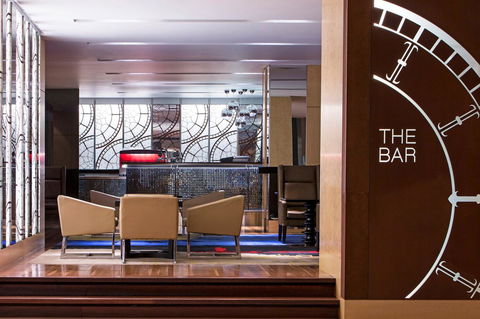 The Fullerton Hotel Sydney - Australian Directory 17