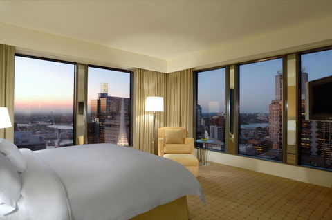 The Fullerton Hotel Sydney - Australian Directory 11