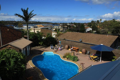 Pelican Motor Inn - Australian Directory 11