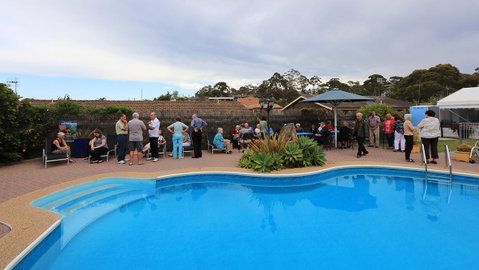 Pelican Motor Inn - Australian Directory 27