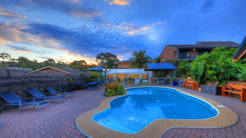Pelican Motor Inn - Australian Directory 25
