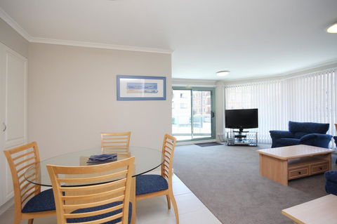 Sails Apartments - Australian Directory 22