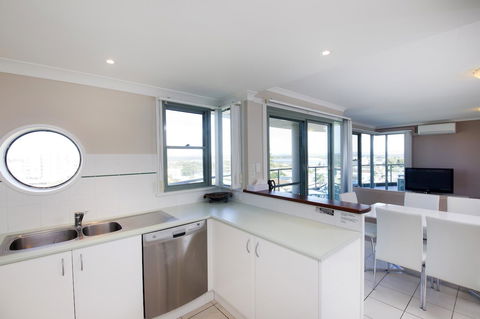Sails Apartments - Australian Directory 2