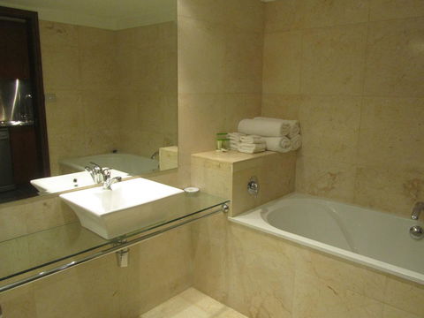 Best Western Plus Goulburn - Australian Directory 20