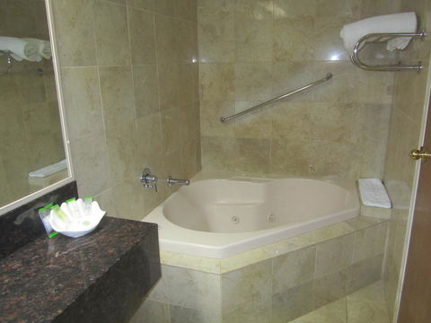 Best Western Plus Goulburn - Australian Directory 29