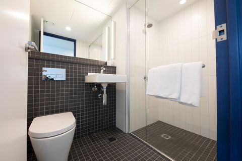 Ibis Budget Sydney Airport - Australian Directory 36