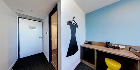 Ibis Budget Sydney Airport - Australian Directory 12