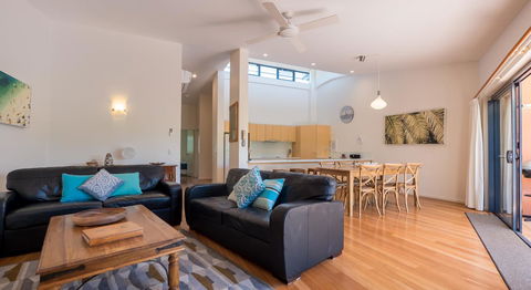 Byron Quarter Apartments - Australian Directory 26