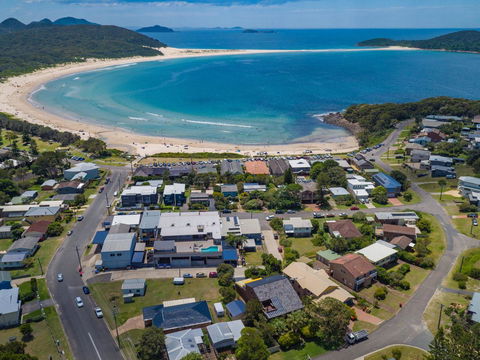 Blue View @ Fingal Bay - Australian Directory 22