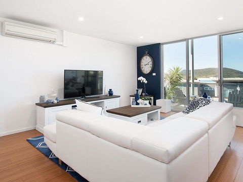 Blue View @ Fingal Bay - Australian Directory 4